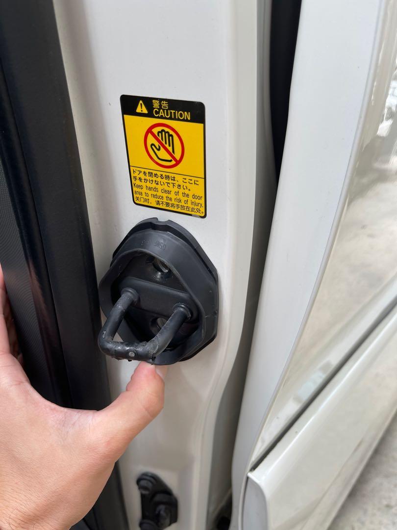 Toyota Alphard Vellfire AGH30 Sliding door rubber per pc YH626